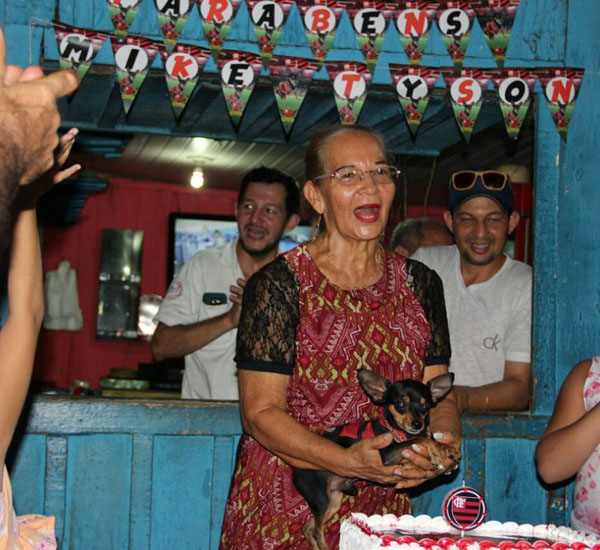 Tutor faz festão de aniversário para cachorro e gasta quase R$ 3 mil 3 tutor faz festao de aniversario para cachorro e gasta quase r 3 mil pdd2