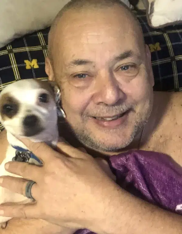 Two legged Chihuahua saves owners life 05 072825 a9b5da4ebf914744b474b441113245f8