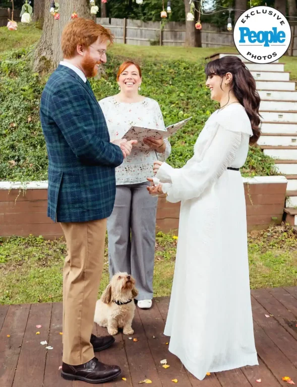 senior dog wedding ceremony 07 070725 4be4dd1a7c3045fa930ba14414e93e7e